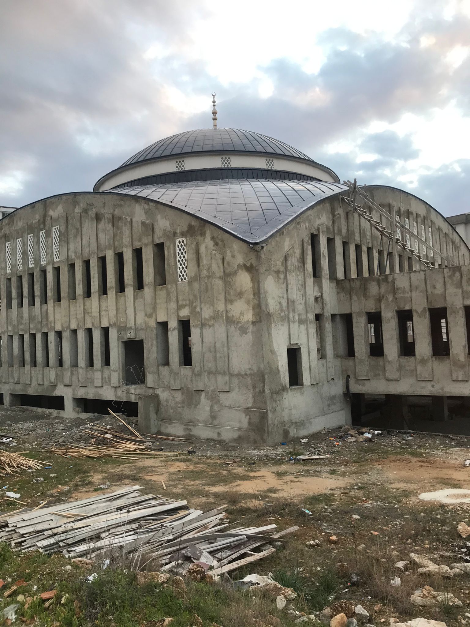 Osmaniye kadirli çamlıca camisi 